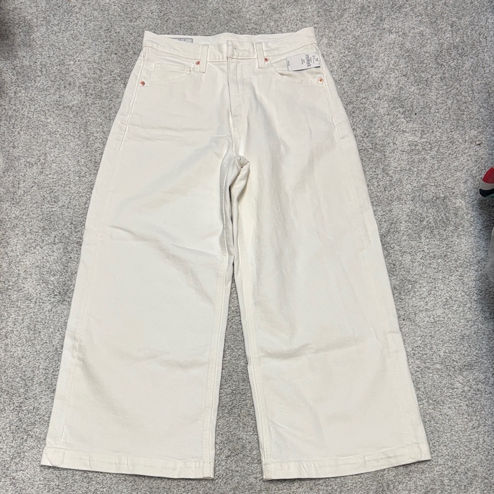 GAP High-Rise White Ankle Pants